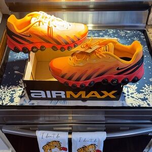 Nike Air Max Orange and Black Athletic Shoes Dn8 Size 13 12/4/24-02/28/25